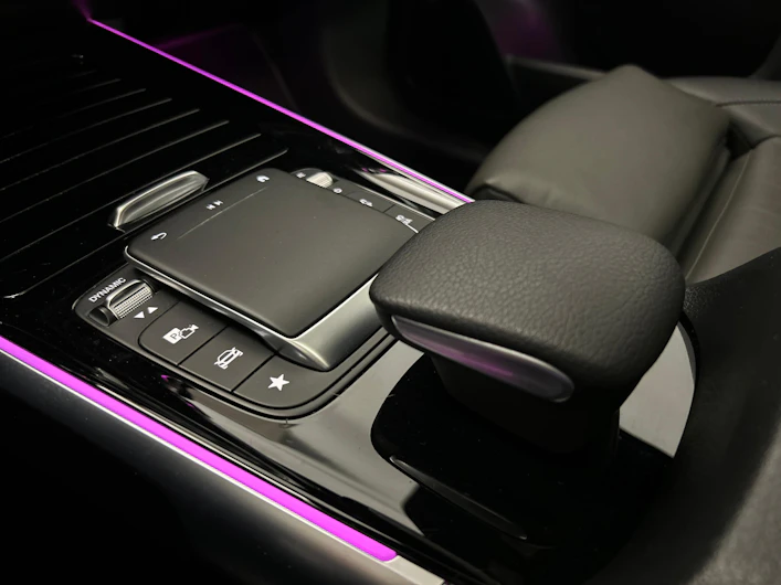 Fahrzeugbild MERCEDES-BENZ GLB 250