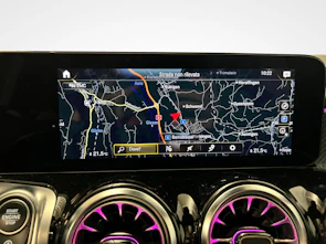 Fahrzeugbild MERCEDES-BENZ GLB 250 AMG Line 4matic