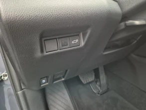 https://vehicle.imgix.net/4367168/ced00afb-bbf3-442a-acdd-d486e822a4d2.jpg