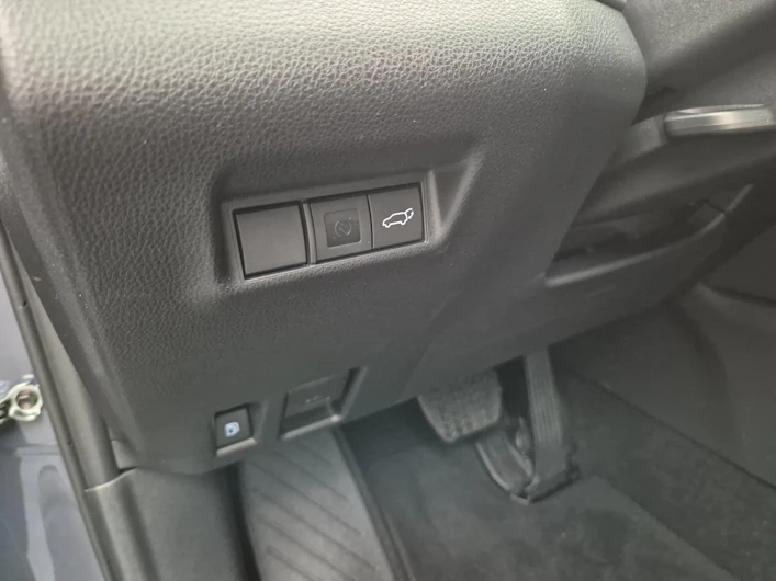 Fahrzeugbild TOYOTA RAV-4