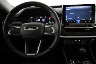 https://vehicle.imgix.net/4367181/06e5d85e-62c8-484a-8e2e-63255715fb3a.jpg