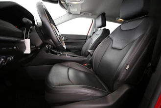 https://vehicle.imgix.net/4367181/24d4f88f-f8c6-415e-ab5a-ee4eb28a07e7.jpg