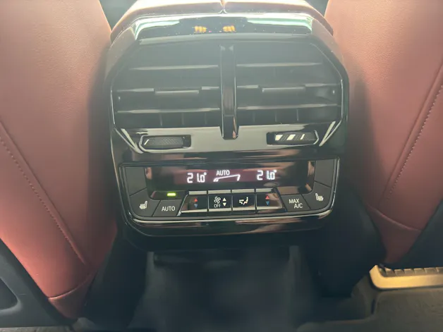 BMW iX xDrive40