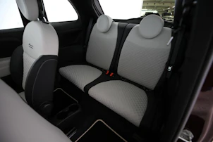 image du véhicule FIAT 500 1.0 Hybrid Dolcevita
