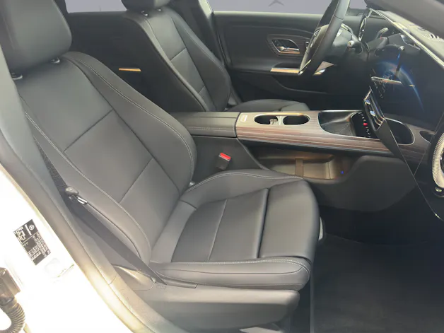 Mercedes-Benz CLA 350 Progressive 4matic