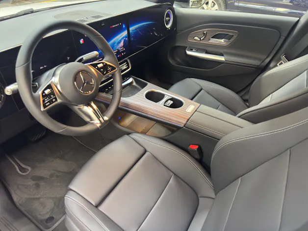 Mercedes-Benz CLA 350 Progressive 4matic