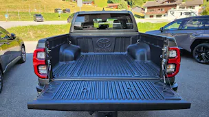 Toyota Hilux Double Cab.-Pick-up 2.8 D-4D 204 Premium