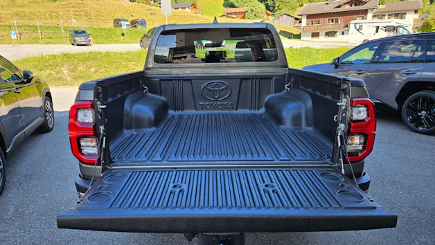 Toyota Hilux Double Cab.-Pick-up 2.8 D-4D 204 Premium