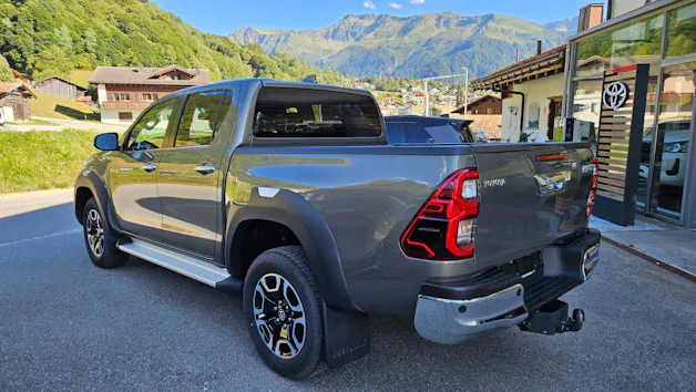 Toyota Hilux Double Cab.-Pick-up 2.8 D-4D 204 Premium