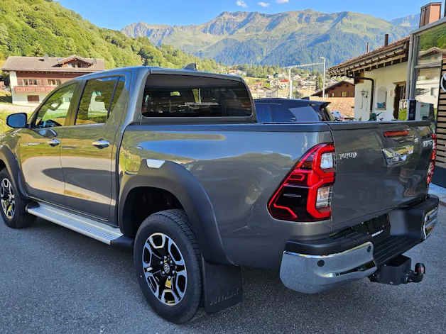 Toyota Hilux Double Cab.-Pick-up 2.8 D-4D 204 Premium