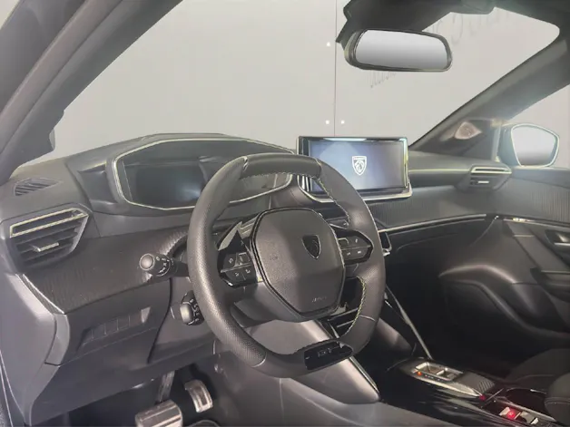 Peugeot 208 1.2 Hybrid 145 PS GT