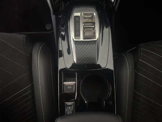 Peugeot 208 1.2 Hybrid 145 PS GT