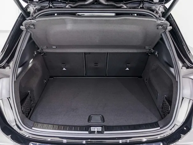 Mercedes-Benz GLA 220 d 4MATIC "Swiss Star"