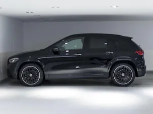 Mercedes-Benz GLA 220 d 4MATIC "Swiss Star"