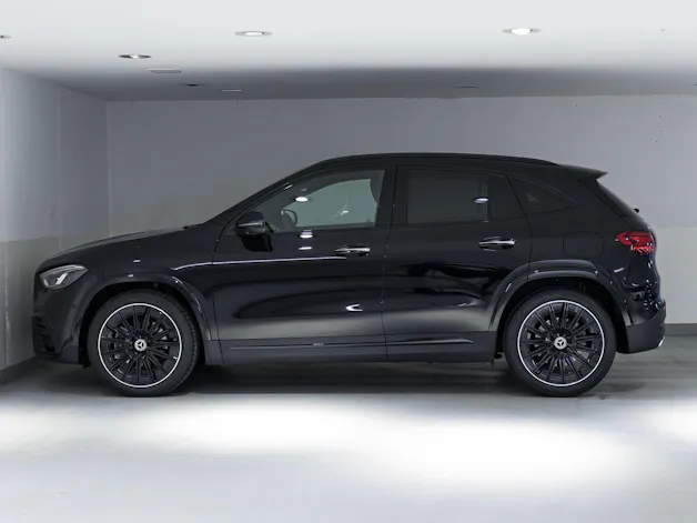 Mercedes-Benz GLA 220 d 4MATIC "Swiss Star"