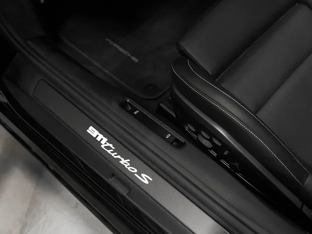Porsche 911 Cabriolet 3.7 Turbo S PDK