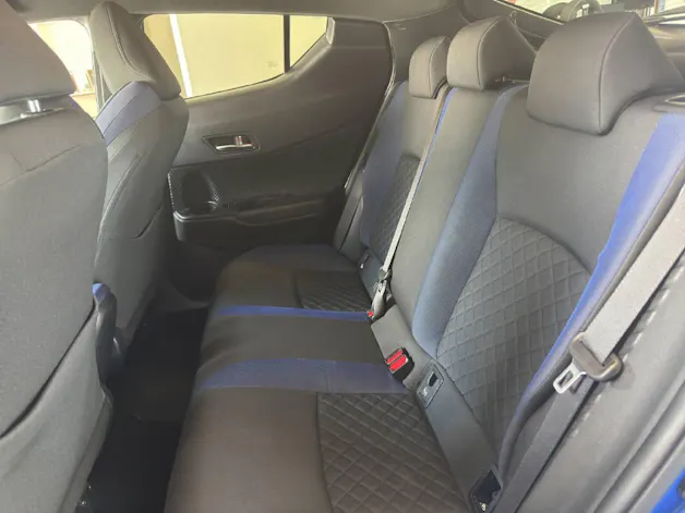 Toyota C-HR 2.0 VVTi HSD Style