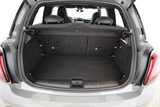 https://vehicle.imgix.net/4367333/18badd91-2138-4330-85be-d268778c74b0.jpg