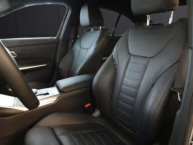 BMW 320d xDrive SAG