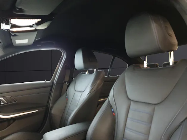 BMW 320d xDrive SAG