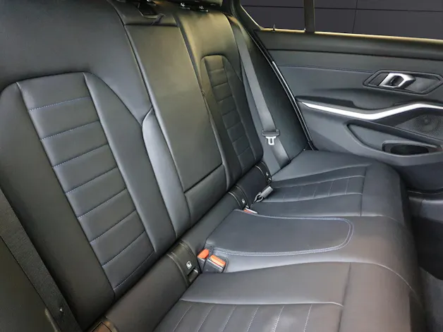 BMW 320d xDrive SAG