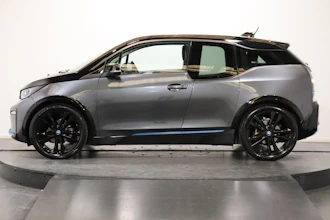 https://vehicle.imgix.net/4367365/2034575c-bdf3-422c-9300-984dd2e08d31.JPG
