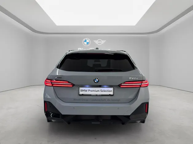 BMW 520d xDrive Touring