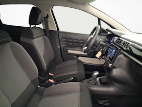 https://vehicle.imgix.net/4367388/f2f15768-1fcc-47b0-86de-182318d60846.jpg