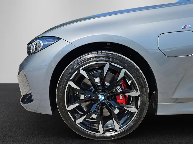 BMW 330e xDrive Touring M Sport Pro