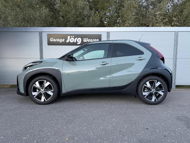 Toyota Aygo X 1.5 VVT-i HSD Trend