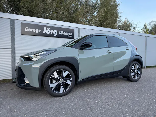 Toyota Aygo X 1.5 VVT-i HSD Trend