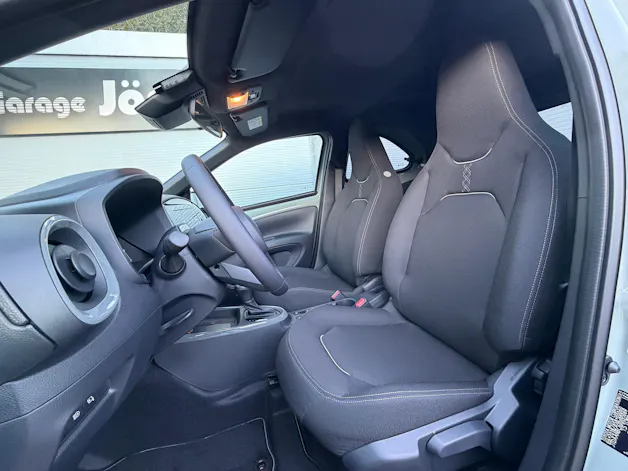 Toyota Aygo X 1.5 VVT-i HSD Trend