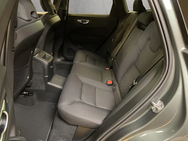 VOLVO XC60 2.0 T8 TE Ultra Dark eAWD