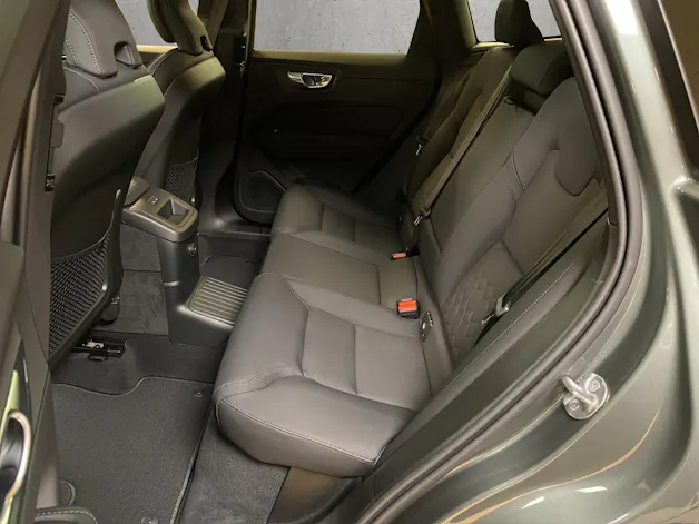 VOLVO XC60 2.0 T8 TE Ultra Dark eAWD