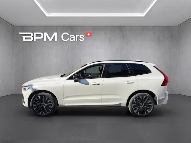 VOLVO XC60 2.0 T8 TE Ultra Dark eAWD