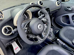 Smart BRABUS ULTIMATE E SHADOW EDITION „1 OF 28“