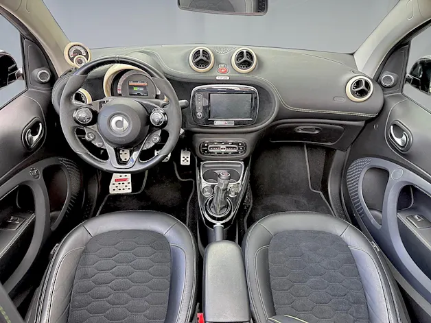 Smart BRABUS ULTIMATE E SHADOW EDITION „1 OF 28“