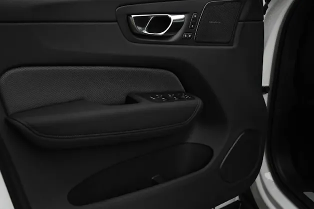 Volvo XC60 2.0 T8 TE Black Edition eAWD