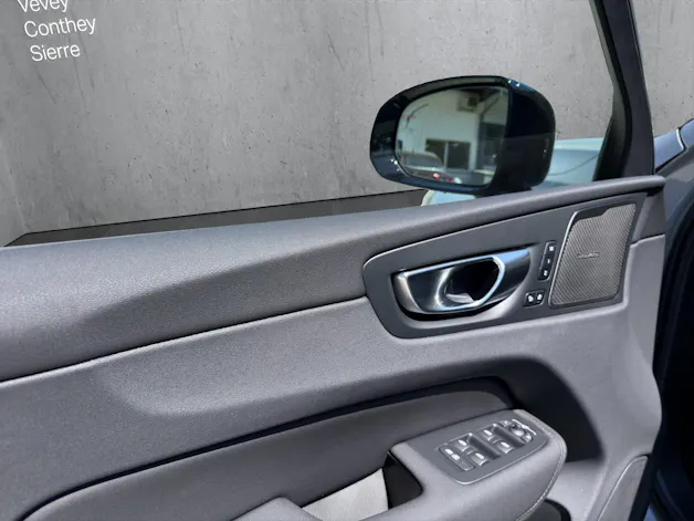 VOLVO XC60 2.0 T6 TE Black Edition eAWD