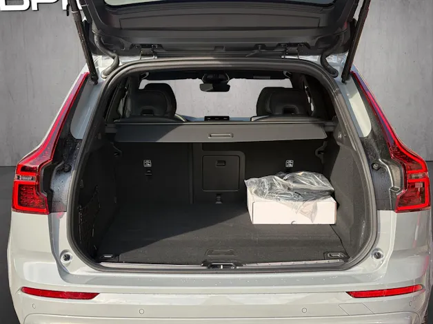 VOLVO XC60 2.0 T6 TE Black Edition eAWD