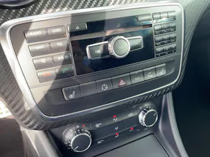 Mercedes-Benz A-Klasse W176 A 250 AMG Line 4m