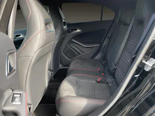 Mercedes-Benz A-Klasse W176 A 250 AMG Line 4m
