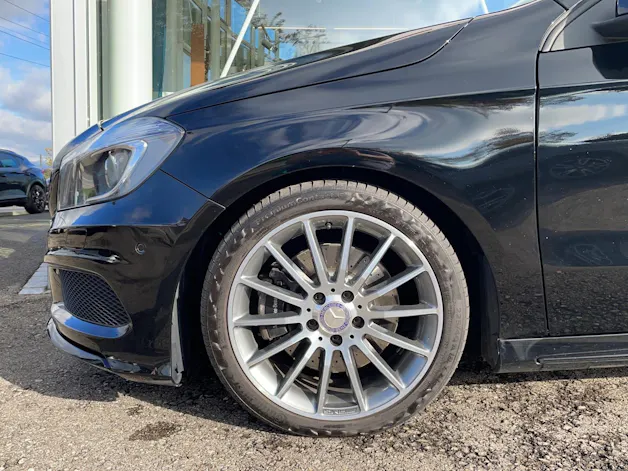 Mercedes-Benz A-Klasse W176 A 250 AMG Line 4m