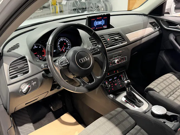 Audi Q3 2.0 TDI sport quattro S-tronic