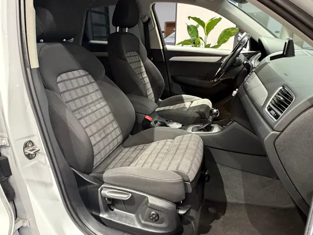 Audi Q3 2.0 TDI sport quattro S-tronic
