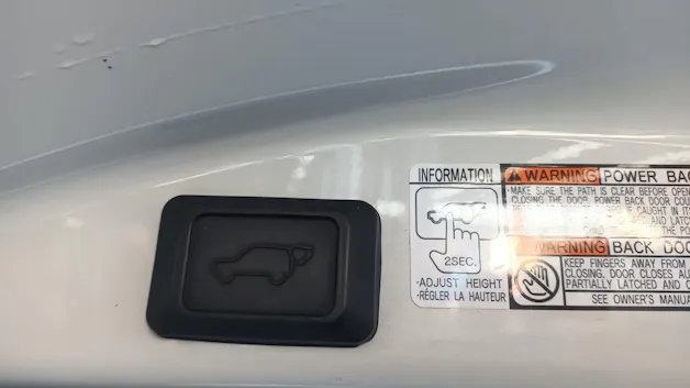 Toyota RAV-4 2.5 HSD Trend e-CVT 2WD