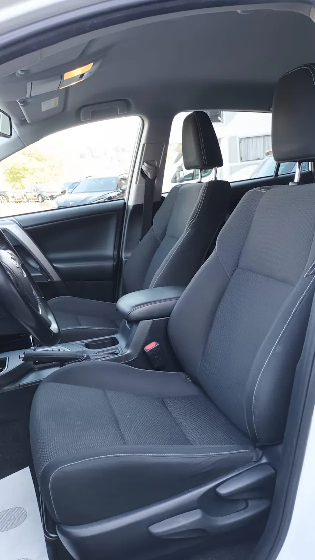 Toyota RAV-4 2.5 HSD Trend e-CVT 2WD
