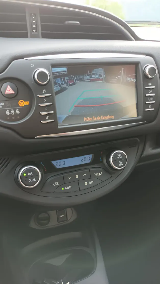 Toyota Yaris 1.5 VVT-i Hybrid Trend e-CVT