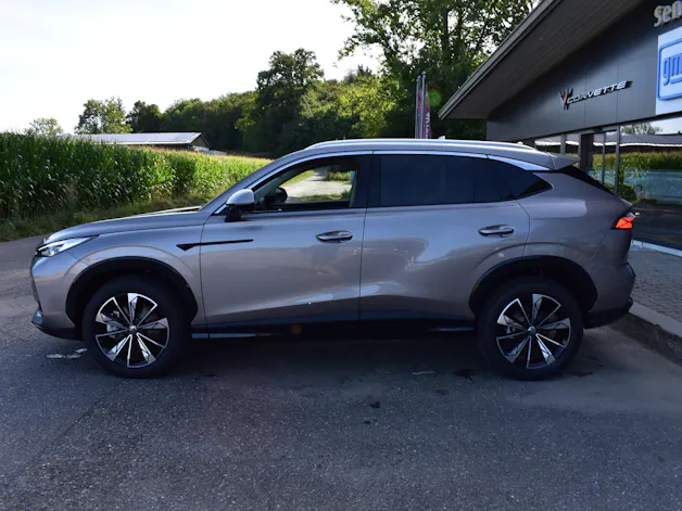 MG HS 1.5 Hybrid+ Luxury