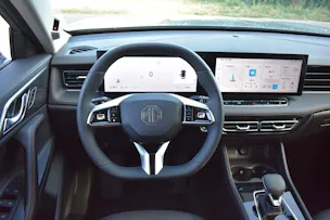 MG HS 1.5 Hybrid+ Luxury